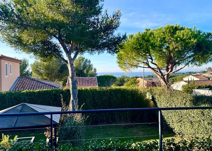 L\'Escale Cote Bleue B&B And Spa